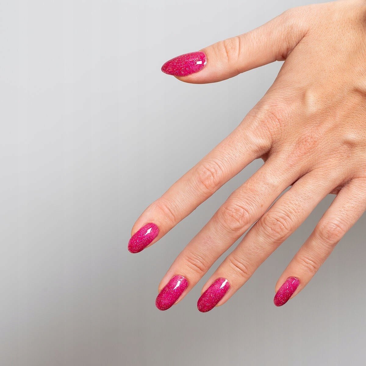 Semilac Professional P105 Ruby Stardust 7 ml. - daermes.com